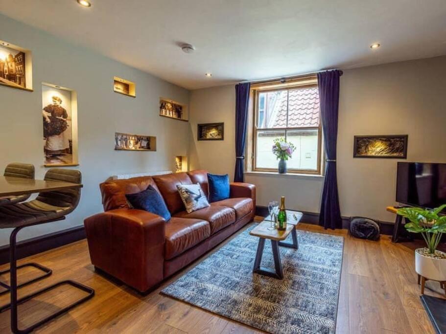 One Over Eight - Luxury One Bed Apartment Whitby Kültér fotó